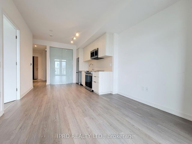1129 - 50 Power Street