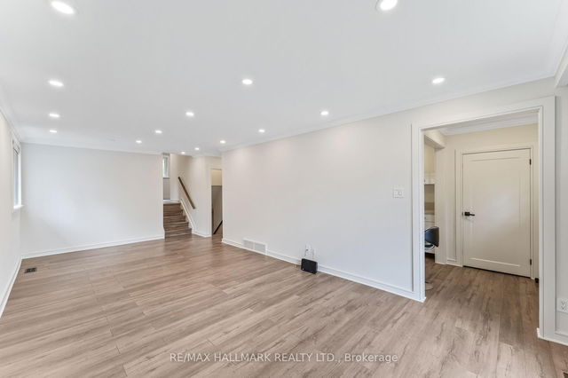 52 Drysdale Crescent