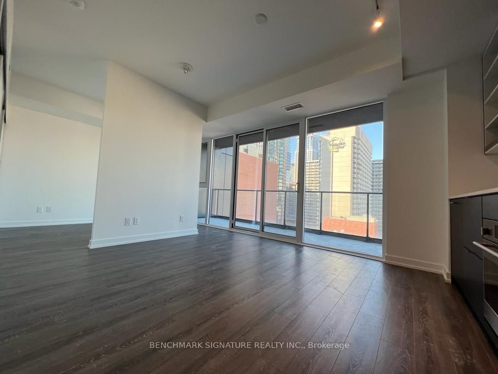 Condo for lease at 1001-20 Edward Street, Toronto, Bay Street Corridor, M5G 0C5 - MLS: C12109896