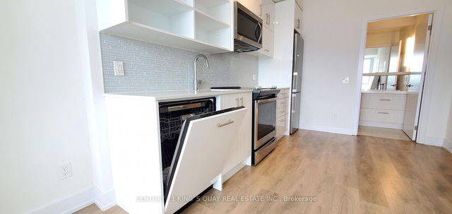 1112 - 128 Fairview Mall Drive