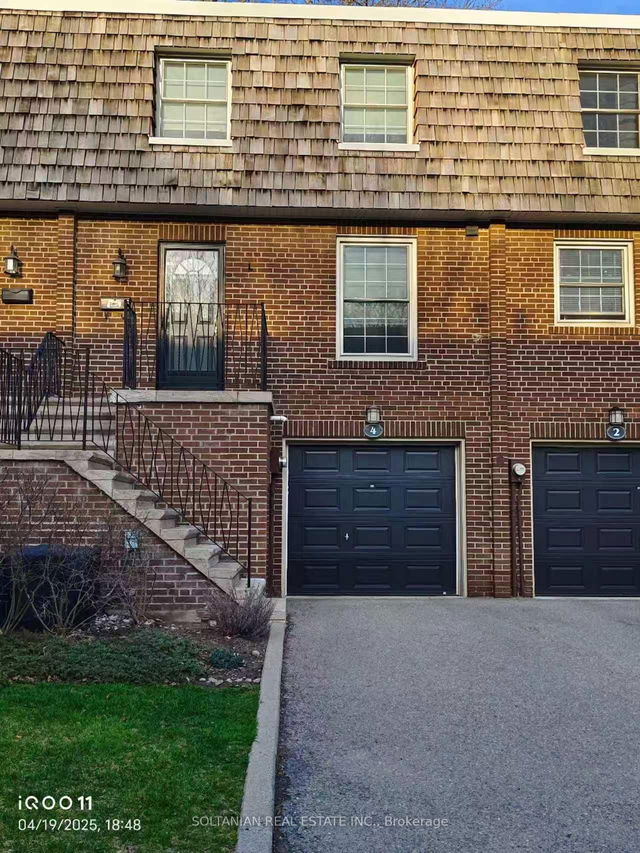 4 Stonedale Placeway
