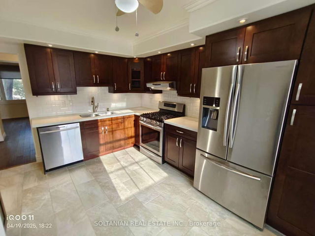 4 Stonedale Placeway