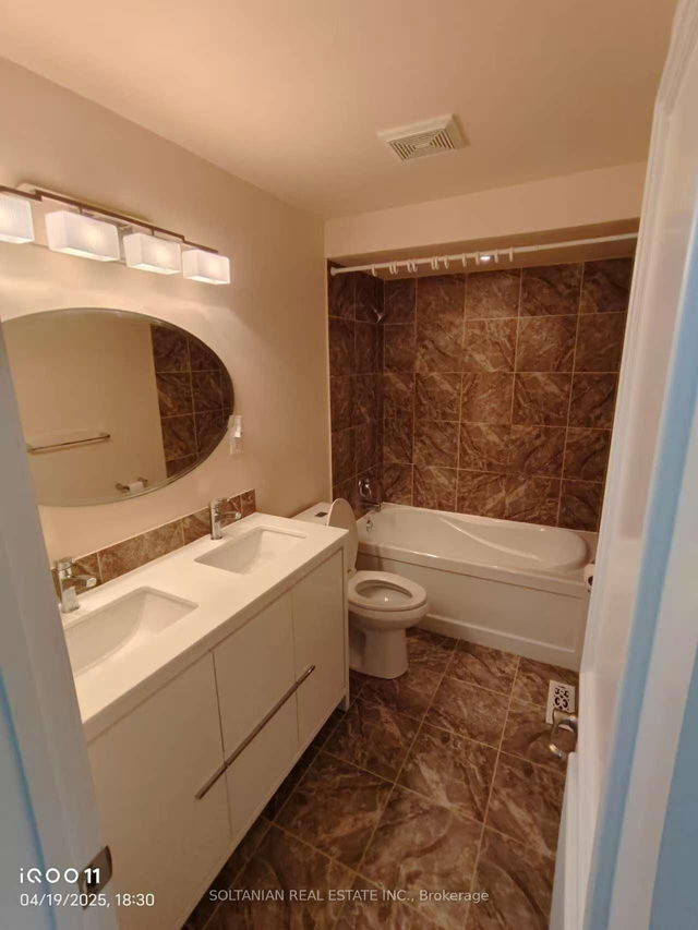 4 Stonedale Placeway