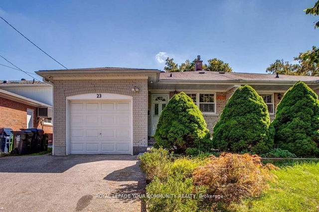 Upper - 23 Fontainbleau Drive