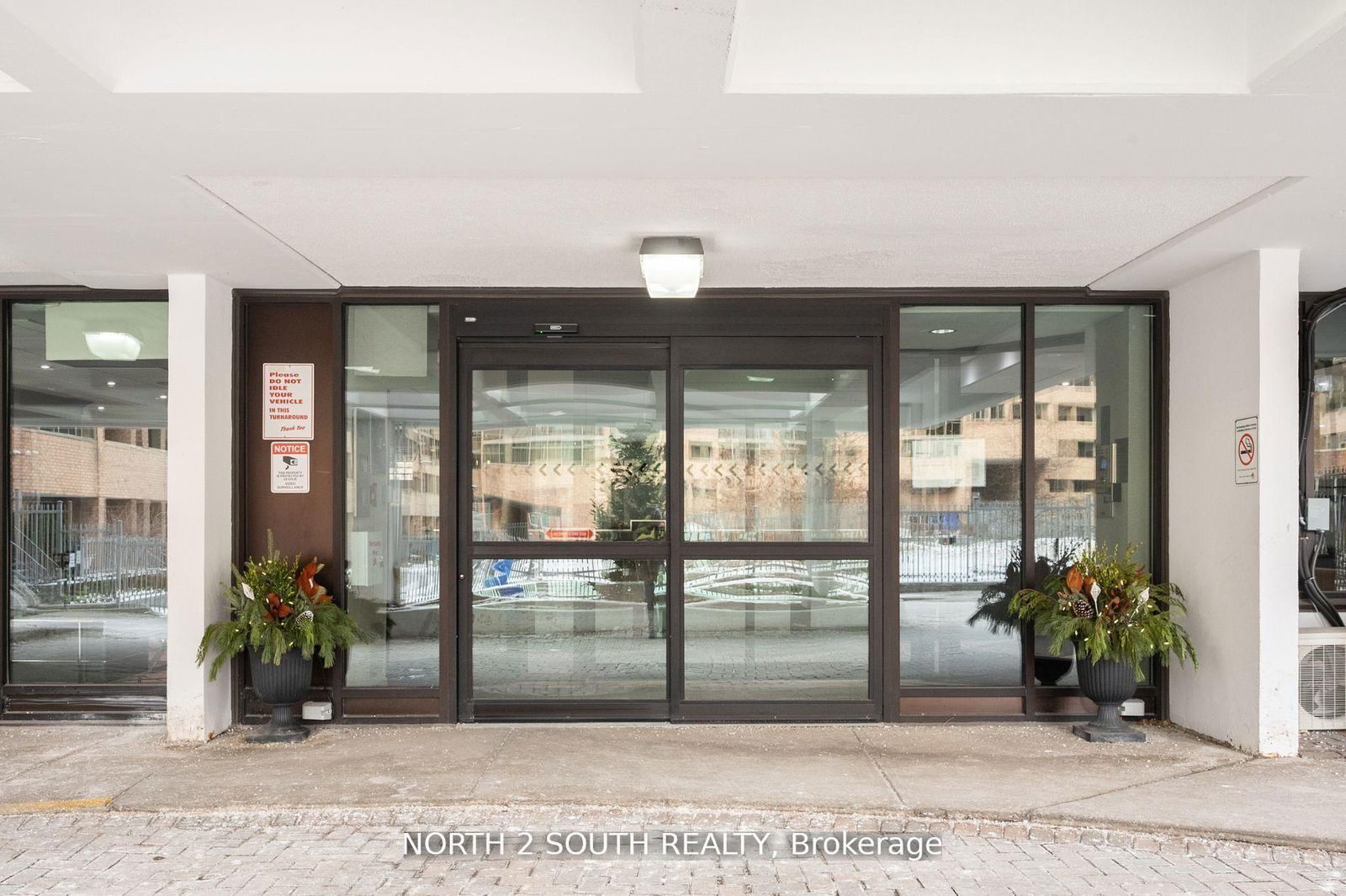Condo for sale at 1608-77 Maitland Place, Toronto, Cabbagetown-South St. James Town, M4Y 2V6 - MLS: C12110215