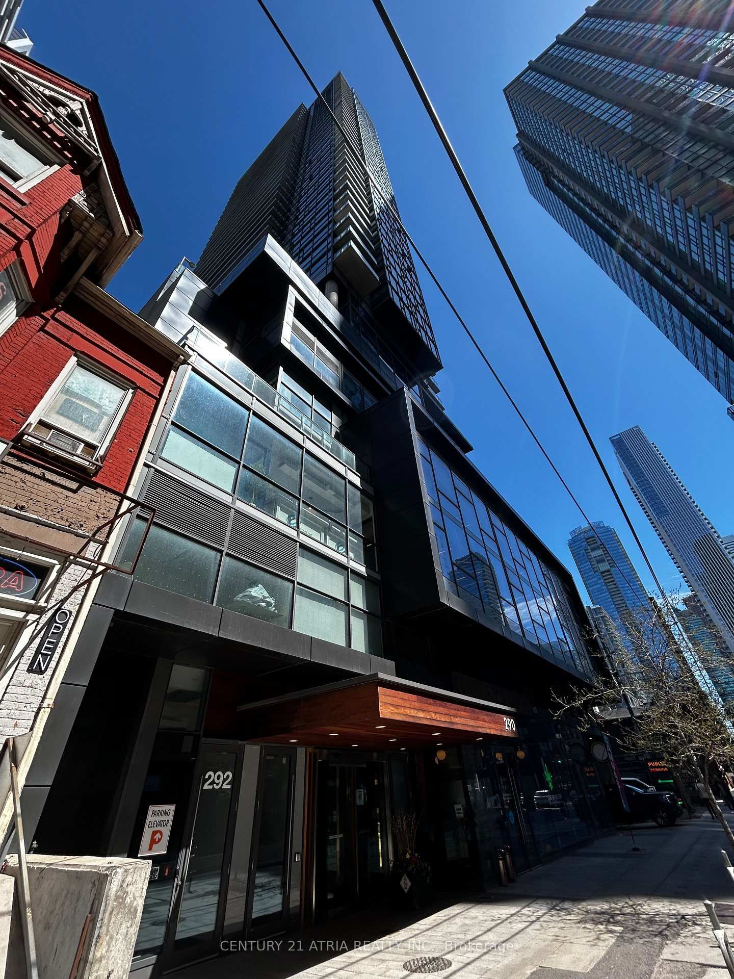 Condo for lease at 3507-290 Adelaide Street, Toronto, Waterfront Communities C1, M5V 1P6 - MLS: C12110218