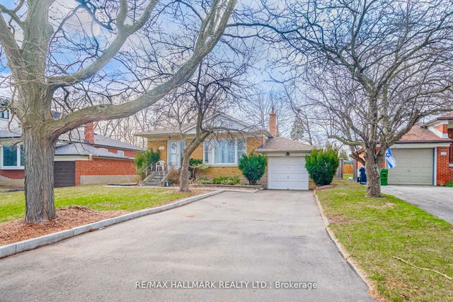 131 Searle Avenue
