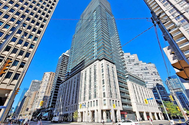 711 - 955 Bay Street