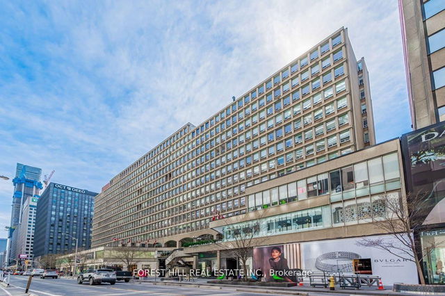 1218 - 131 Bloor Street