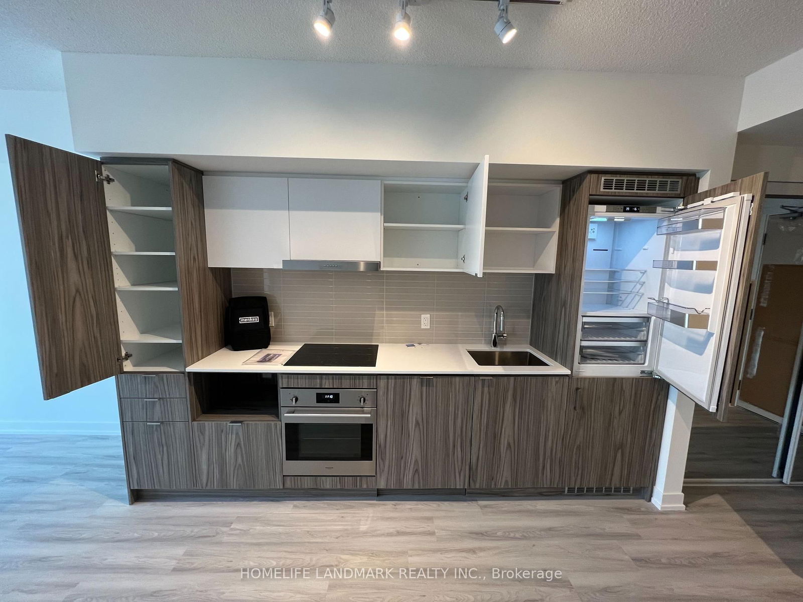 Condo for lease at 2703-55 Cooper Street, Toronto, Waterfront Communities C8, M5E 0G1 - MLS: C12110501