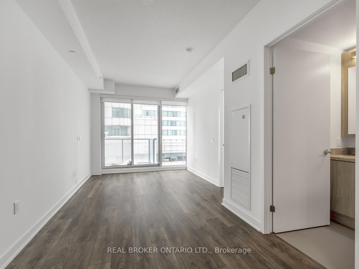 Condo for sale at 1207-125 Blue Jays Way, Toronto, Waterfront Communities C1, M5V 0N5 - MLS: C12110510