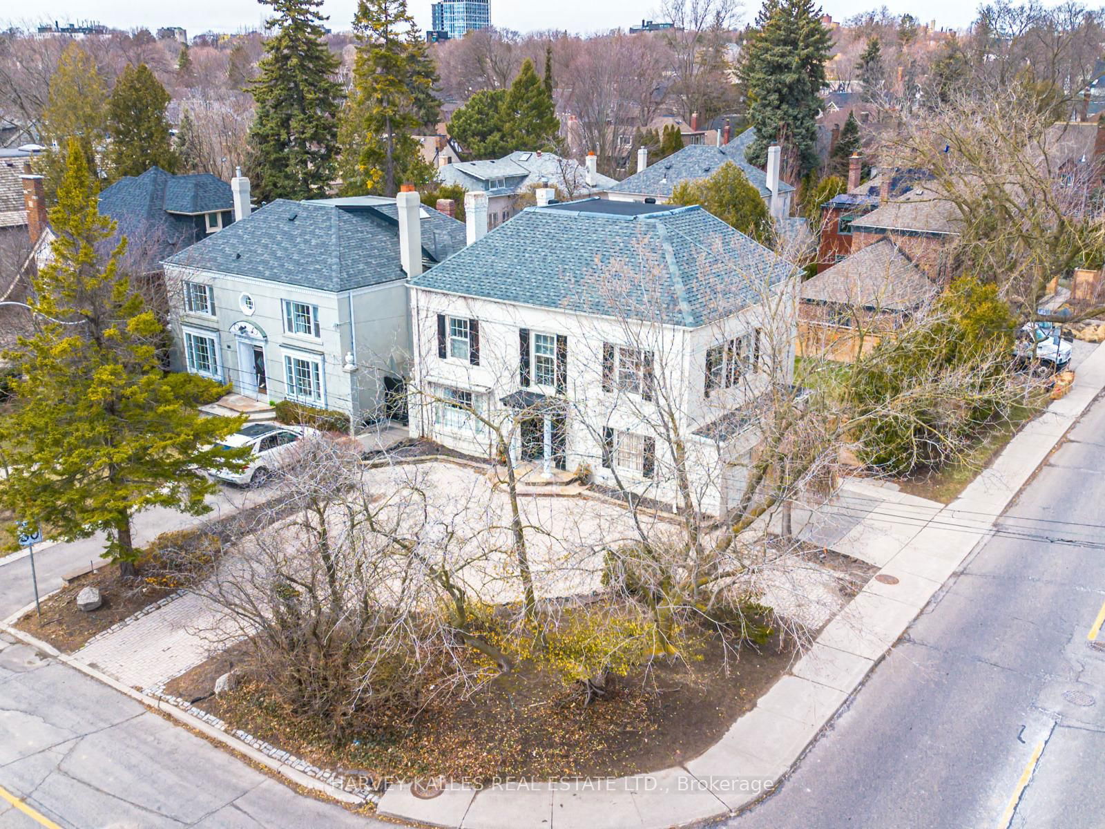 Detached House for sale at 2 Silverwood Avenue, Toronto, Forest Hill South, M5P 1W4 - MLS: C12110841