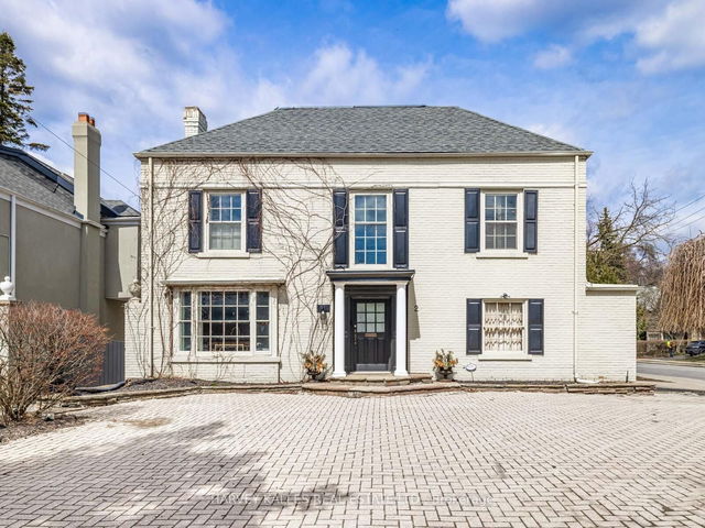 2 Silverwood Avenue