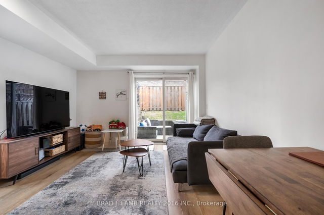 TH #114 - 262 St. Helens Avenue