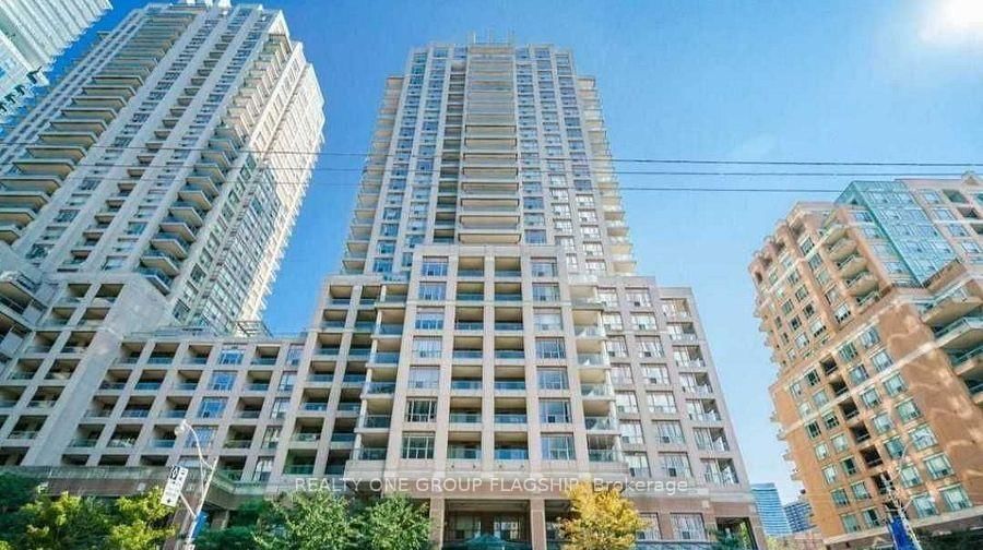 Condo for lease at 2209-909 Bay St. Street, Toronto, Bay Street Corridor, M5S 1Z9 - MLS: C12110935