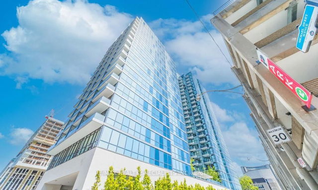 605 - 210 Simcoe Street