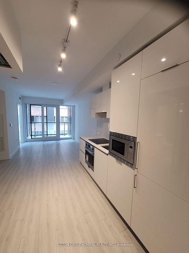 510 - 121 St Patrick Street