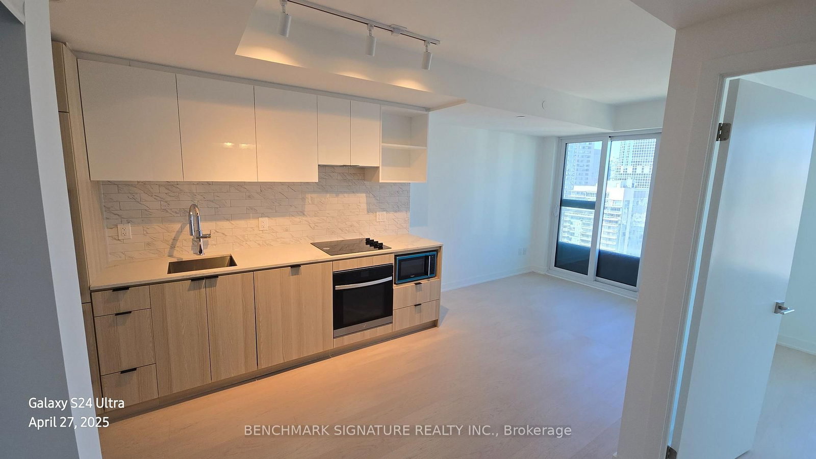 252 Church Street, Unit 2716 - Photo 5