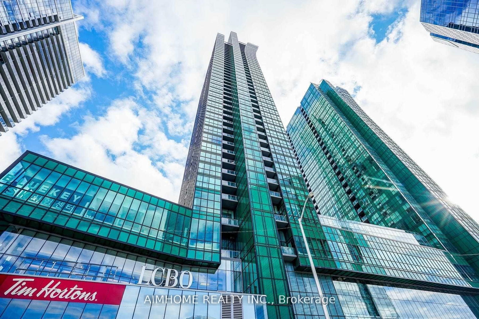 Condo for lease at 804-9 Bogert Avenue, Toronto, Lansing-Westgate, M2N 5M6 - MLS: C12111589