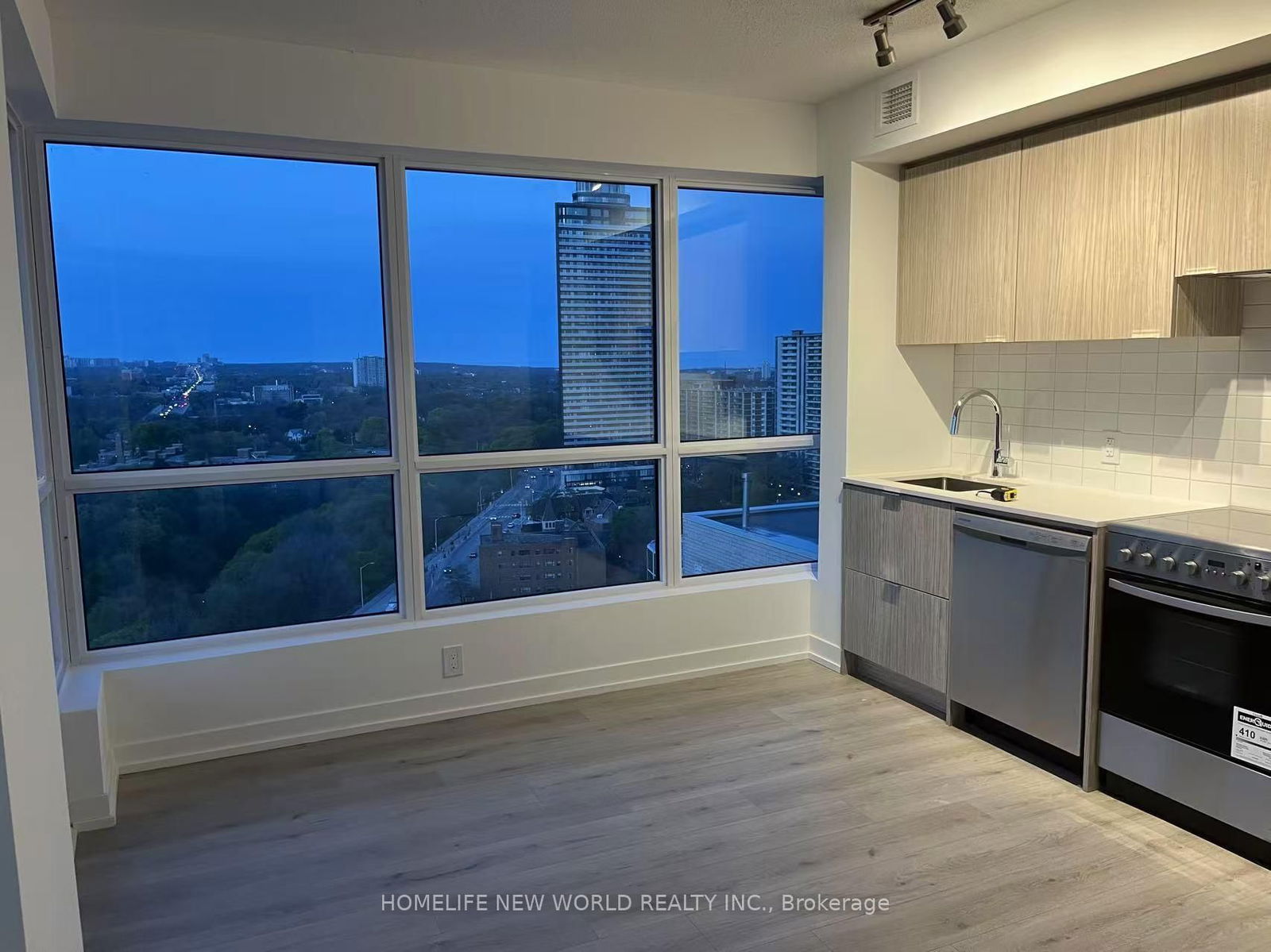 Condo for lease at 1708-395 Bloor Street, Toronto, North St. James Town, M4W 0B4 - MLS: C12111673