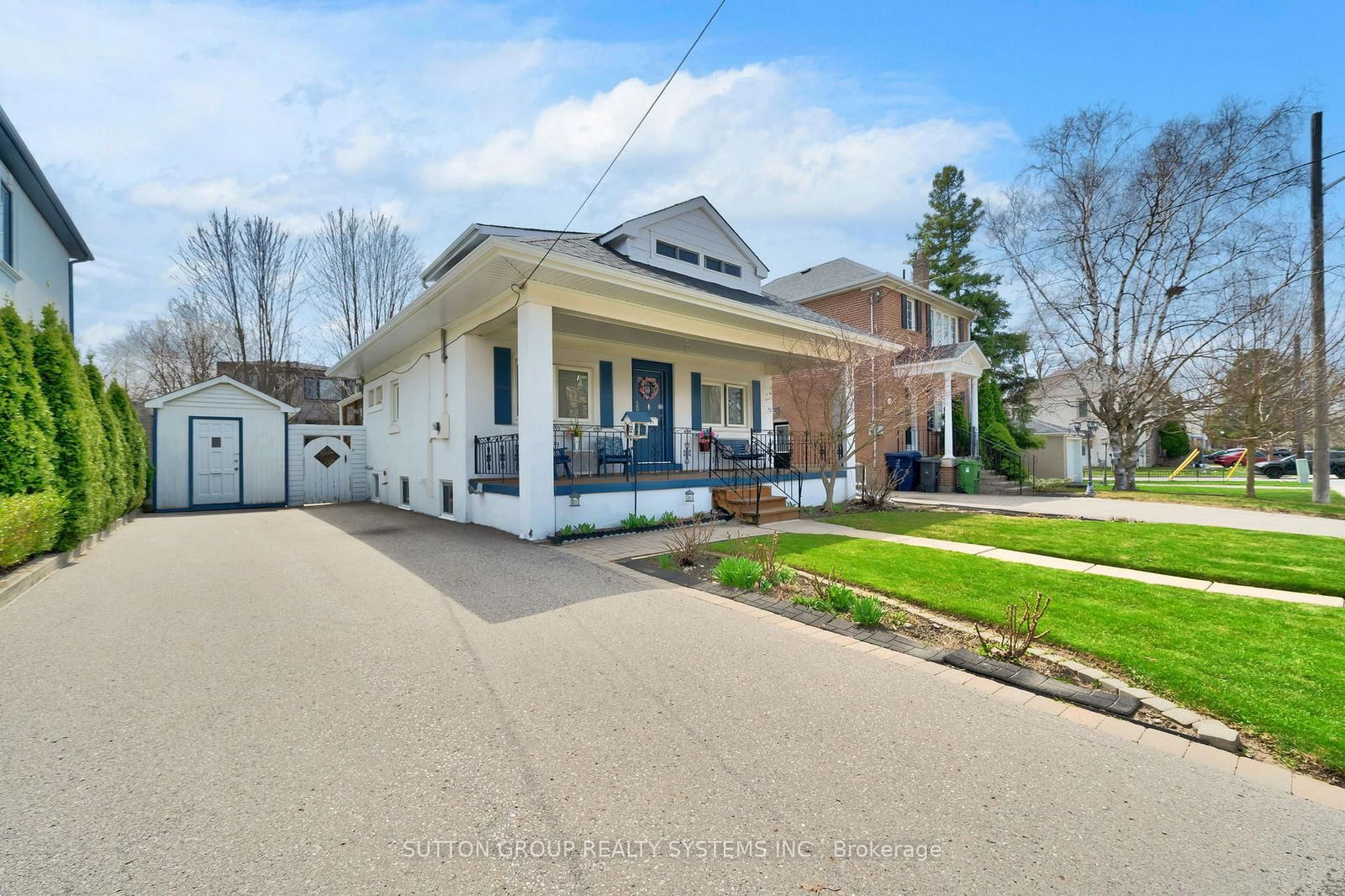 Detached House for sale at 201 Bogert Avenue, Toronto, Lansing-Westgate, M2N 1L1 - MLS: C12111751
