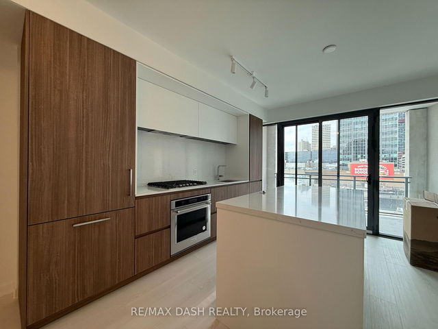 403 - 1 Hillsdale Avenue