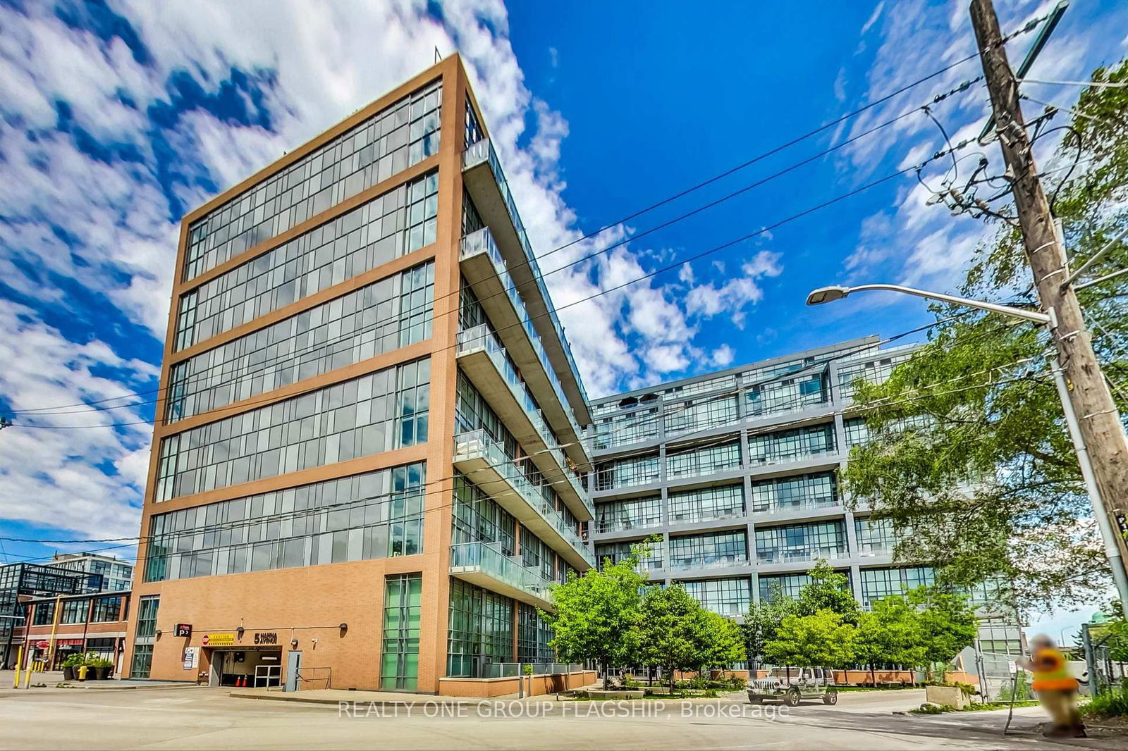 Condo for sale at 617-5 Hanna Avenue, Toronto, Niagara, M6K 0B3 - MLS: C12111810