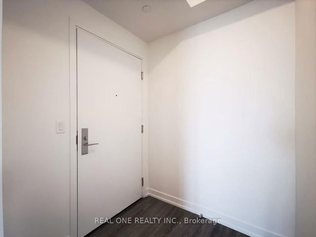 1416 - 20 Edward Street