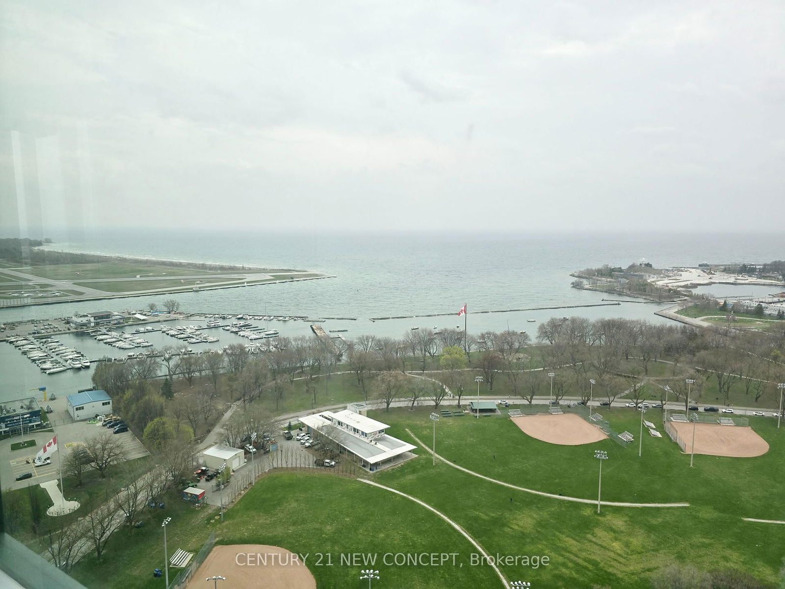 Condo for lease at 3104-215 Fortyork Boulevard, Toronto, Niagara, M5V 4A2 - MLS: C12111983