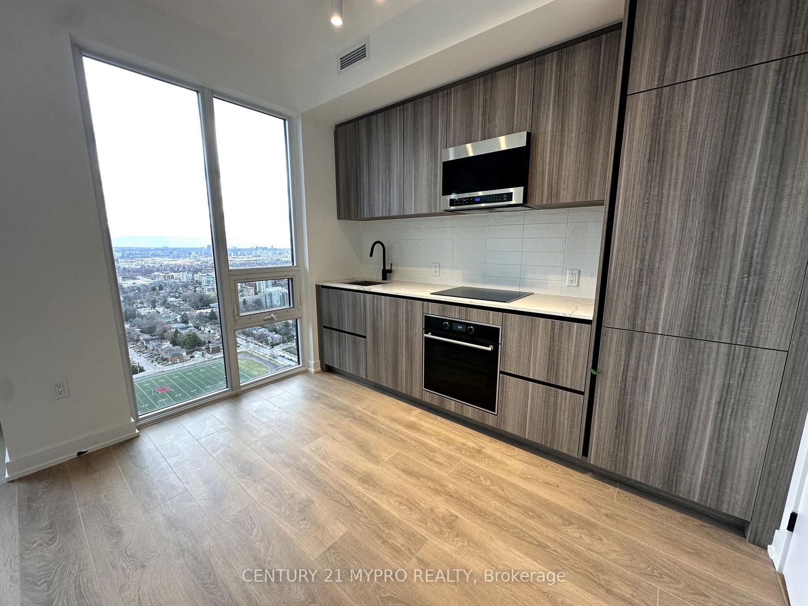 Condo for lease at 3410-117 Broadway Avenue, Toronto, Mount Pleasant West, M4P 1V3 - MLS: C12112129