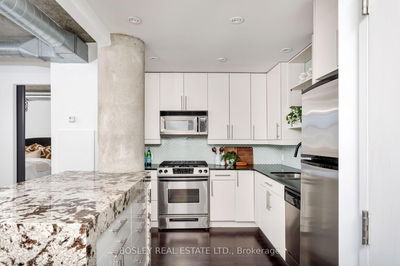 Unit 703 — 42 Camden St, Toronto - Waterfront Communities C1 image-0-4