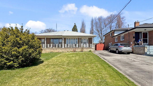 4 Slidell Crescent