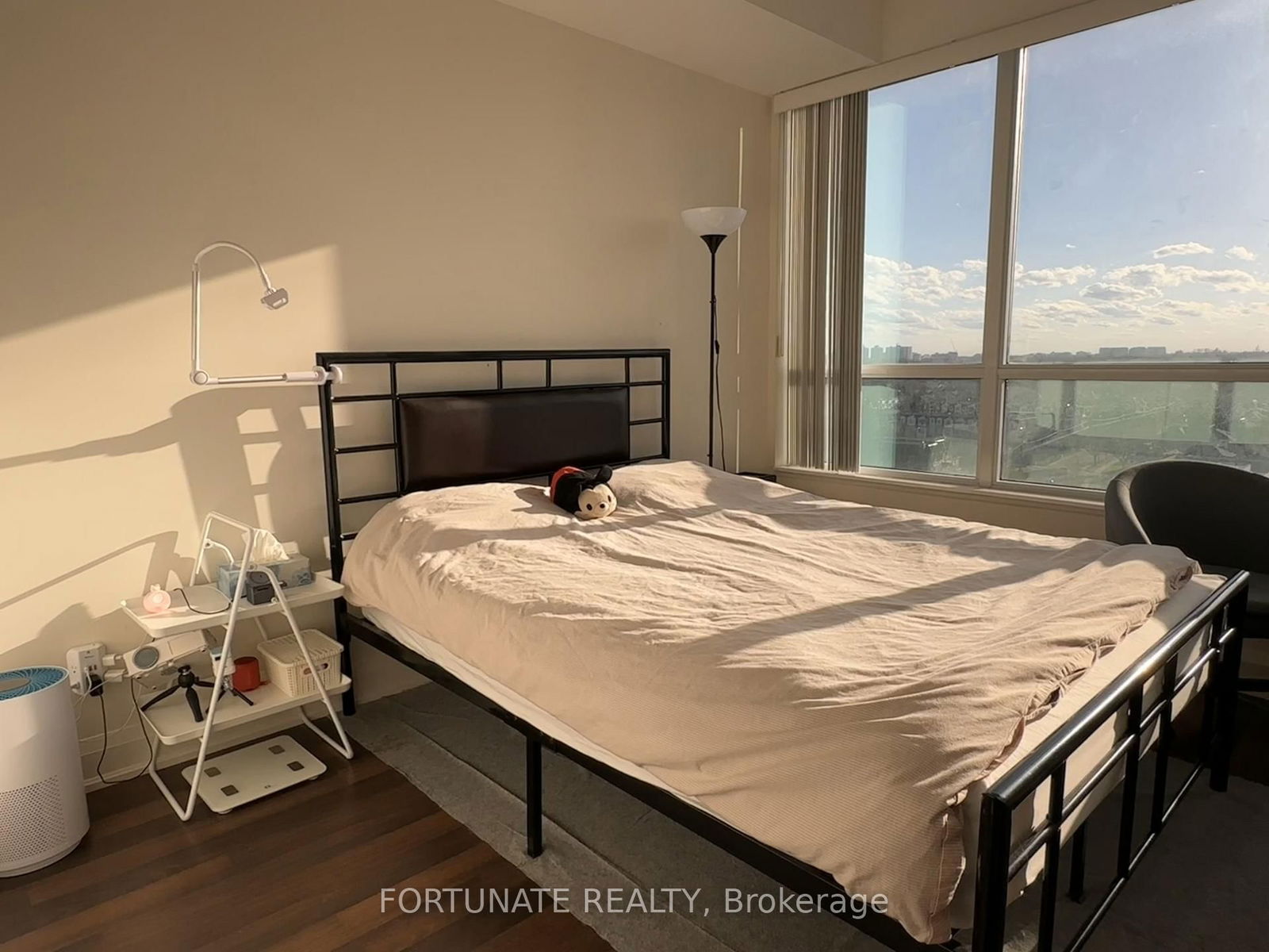 Condo for lease at 906-68 Canterbury Place, Toronto, Willowdale West, M2N 0H8 - MLS: C12112494