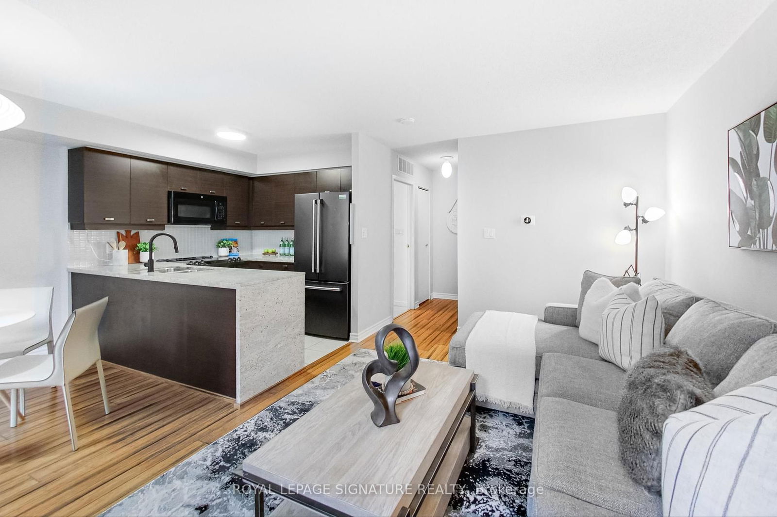 Townhouse sold at 115-22 Western Battery Road, Toronto, Niagara, M6K 3N9 - MLS: C12112758