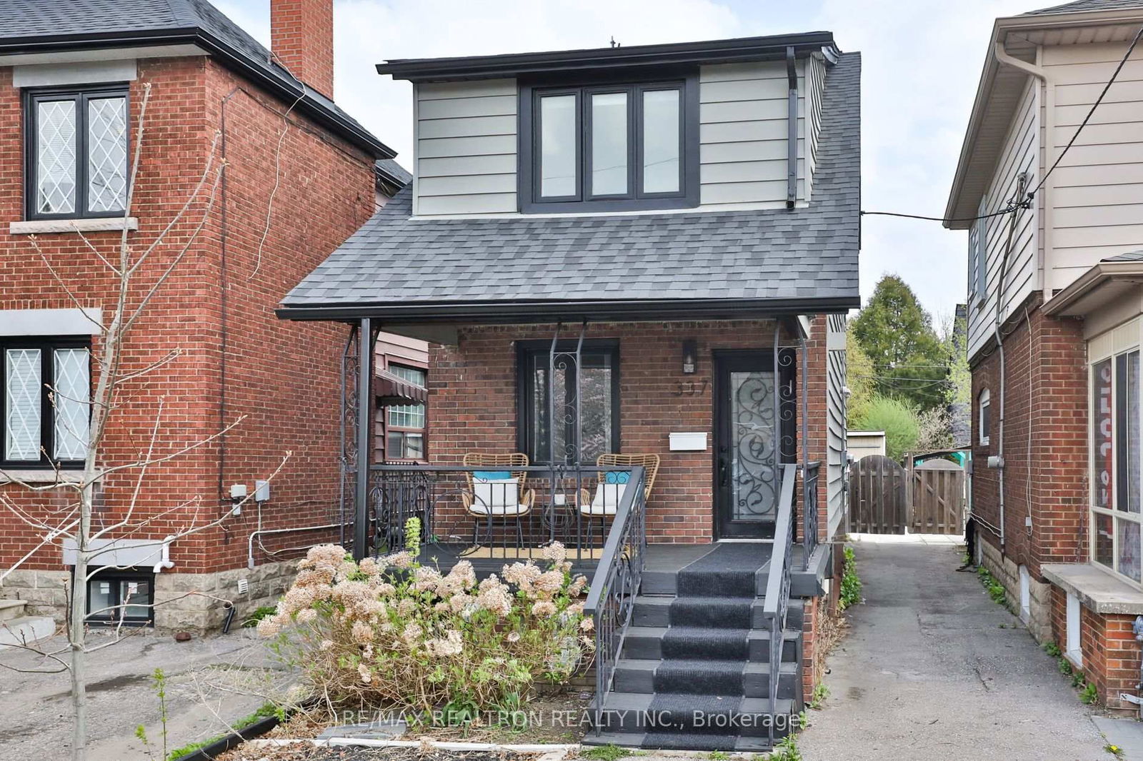 Detached House for sale at 337 Winona Drive, Toronto, Oakwood Village, M6C 3T2 - MLS: C12112939