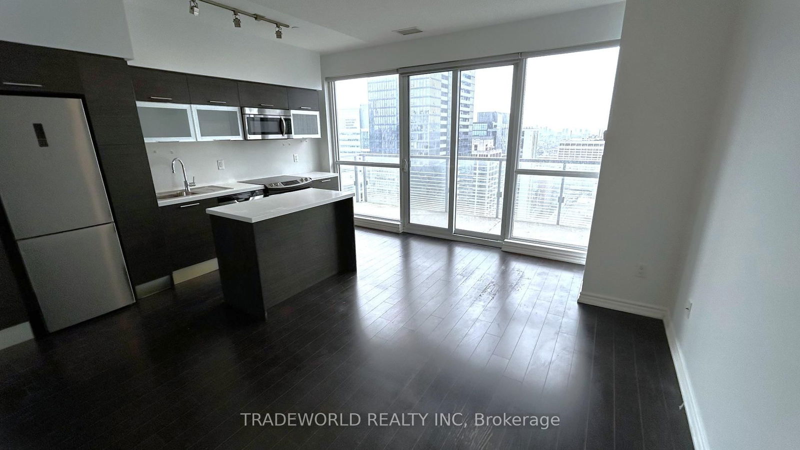 Condo for lease at 3111-386 Yonge Street, Toronto, Bay Street Corridor, M5B 0A5 - MLS: C12112955