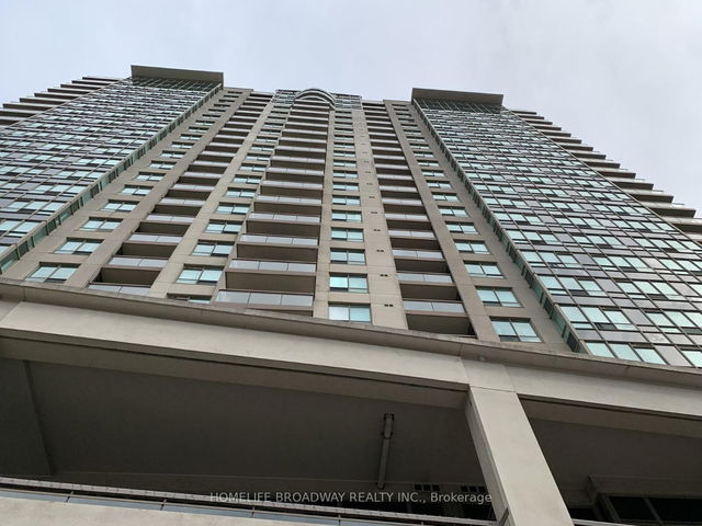 1907 - 18 Parkview Avenue