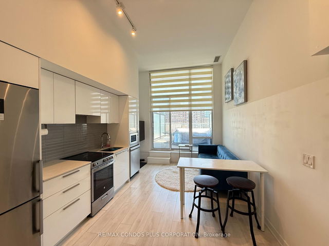 606 - 18 Maitland Terrace