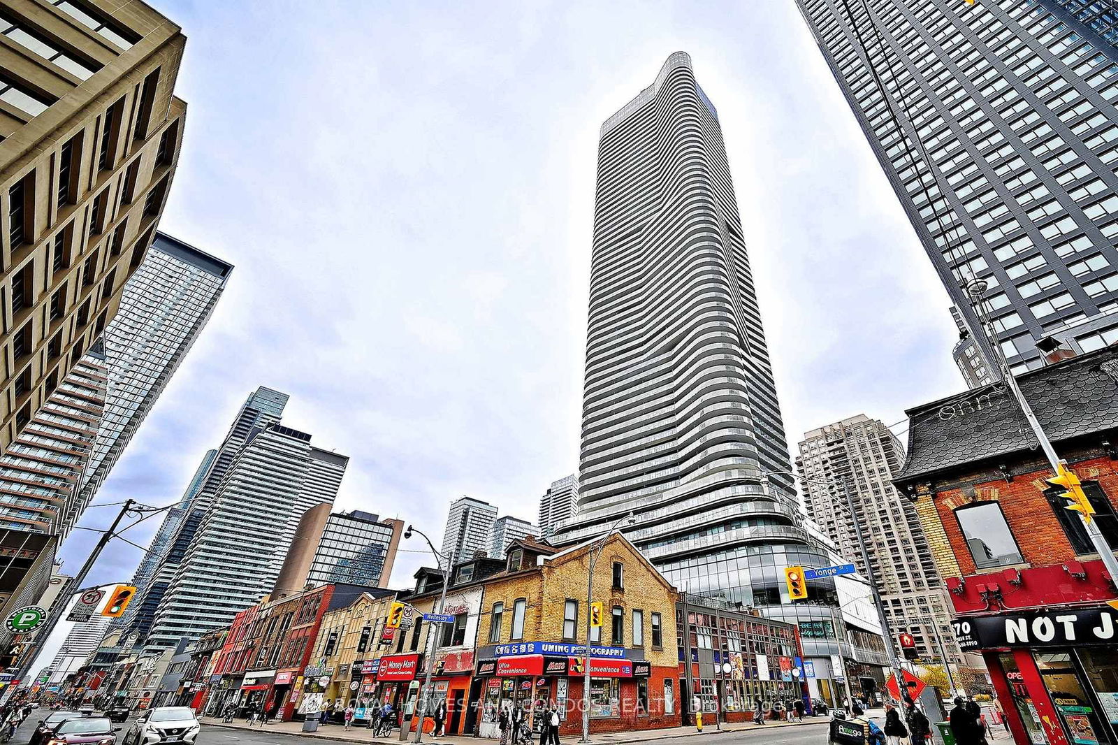 Condo for lease at 4609-11 Wellesley Street, Toronto, Bay Street Corridor, M4Y 1E8 - MLS: C12113377