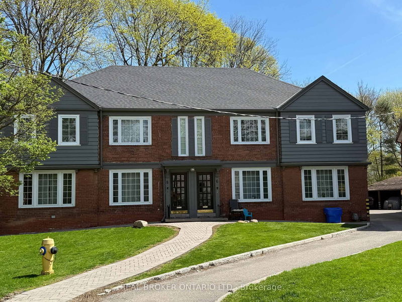home for lease on #Upper-6 Oriole Crescent