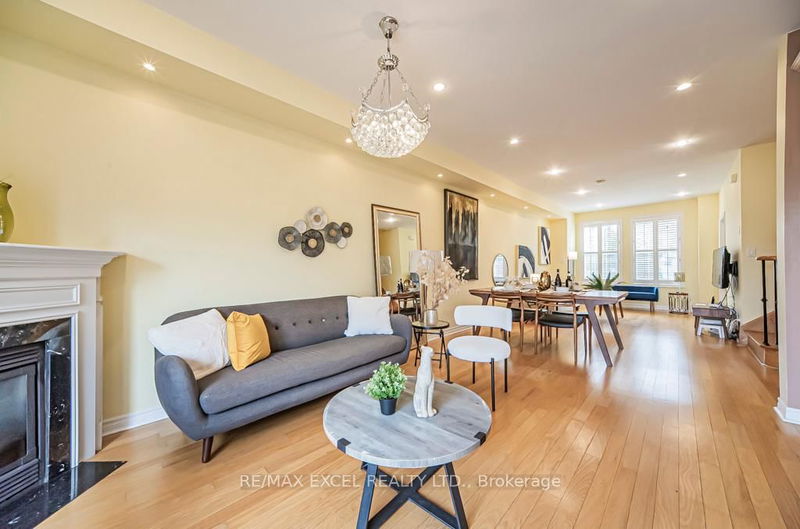 28 Bond Ave, Toronto - Banbury-Don Mills image-0-0