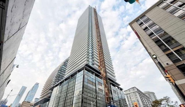 4302 - 501 Yonge Street