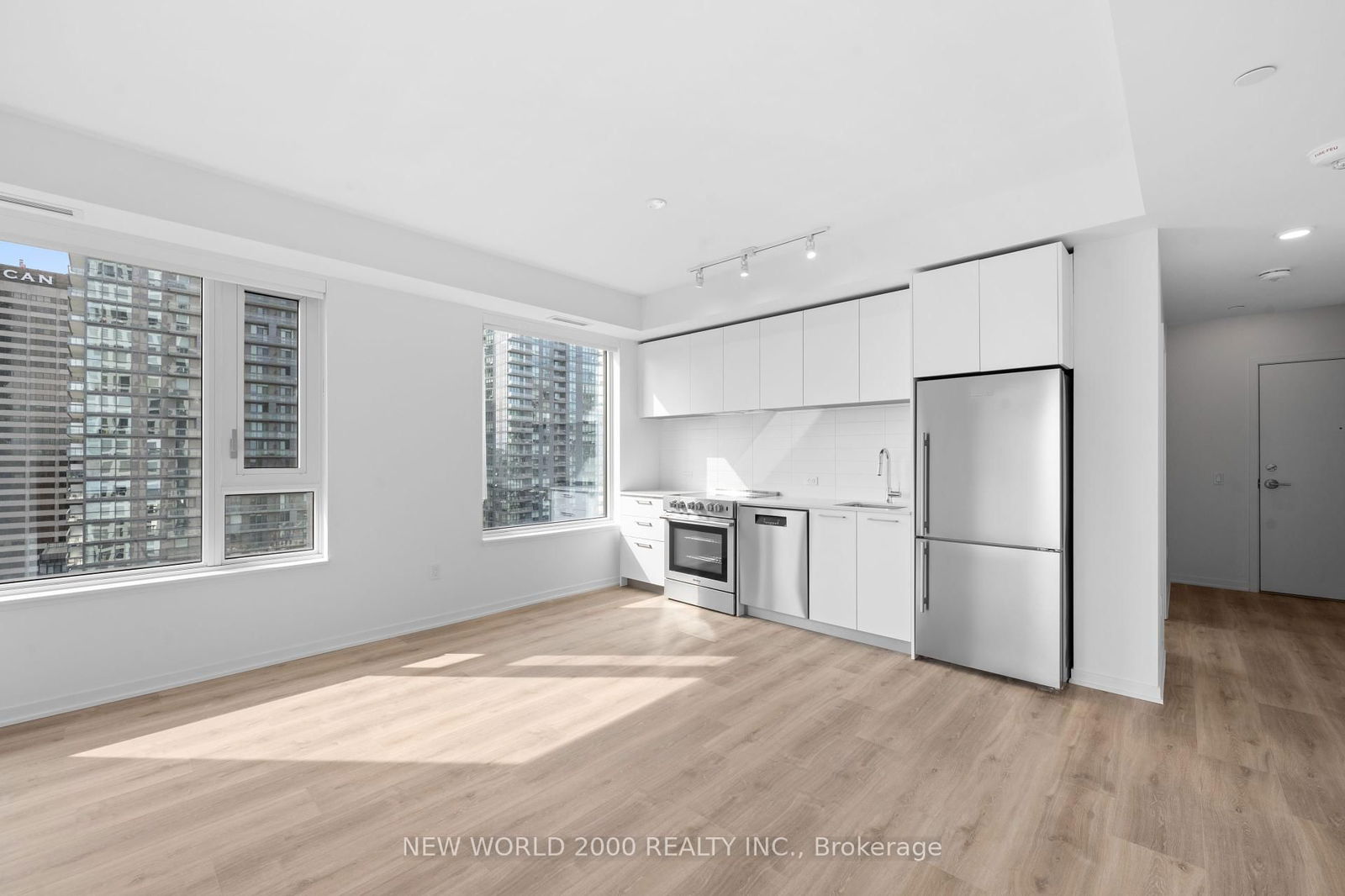 Condo for lease at 1309-101 Roehampton Avenue, Toronto, Mount Pleasant West, M4P 2W2 - MLS: C12114038