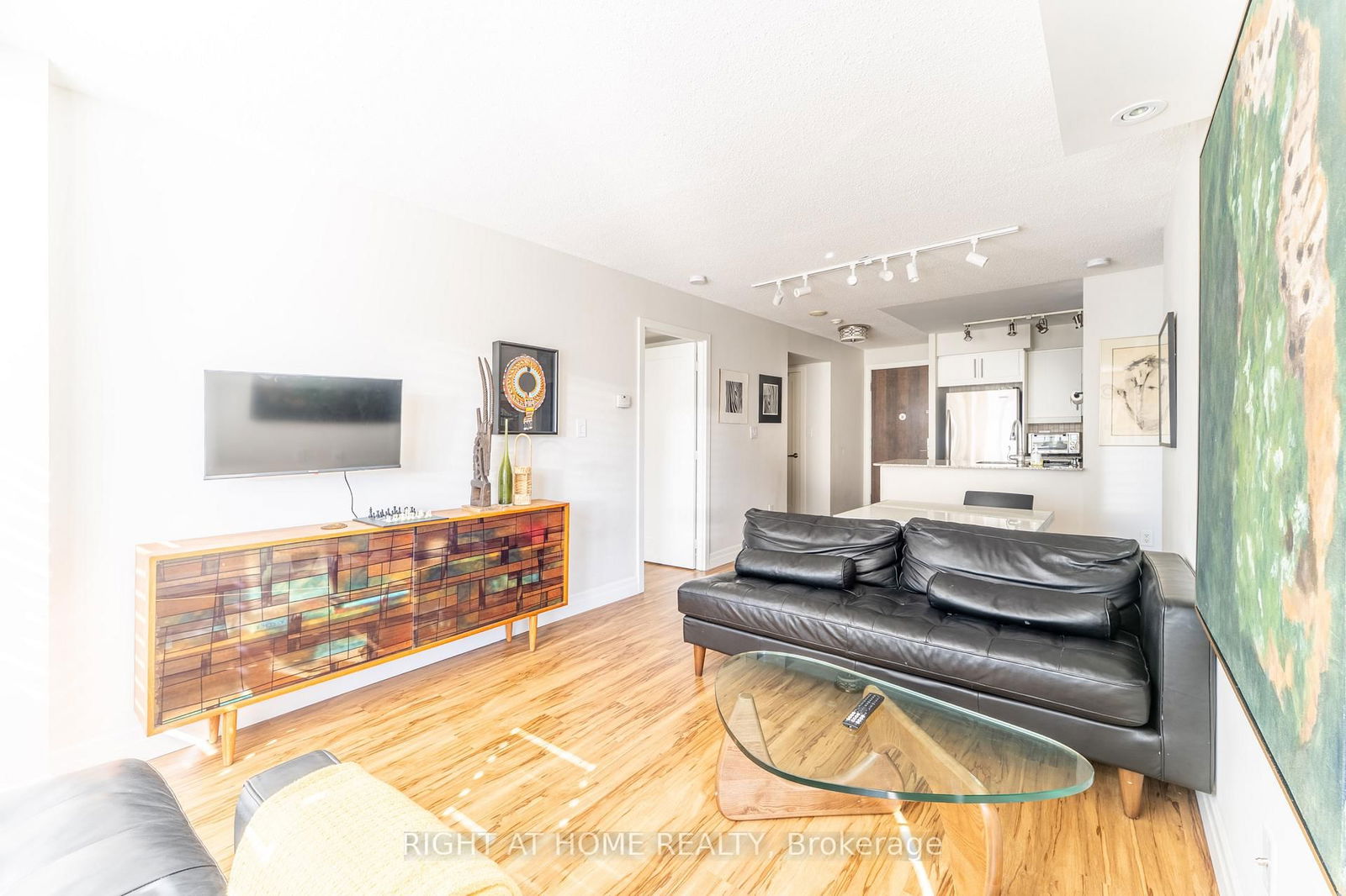 Condo for lease at 1516-20 Blue Jays Way, Toronto, Waterfront Communities C1, M5V 3W6 - MLS: C12114167