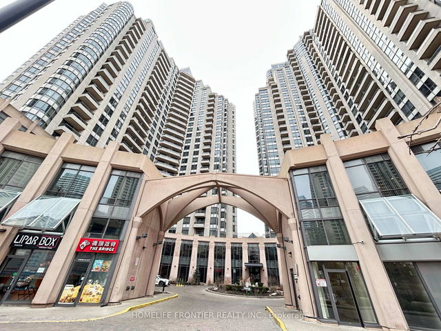 2217 - 15 Northtown Way