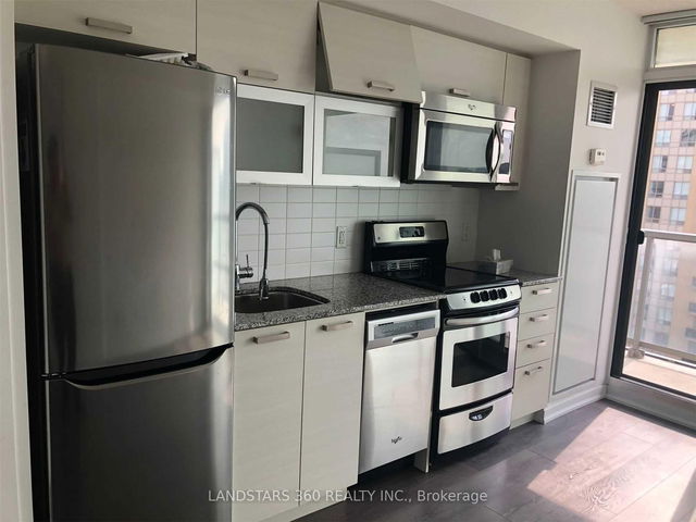 1710 - 68 Abell Street