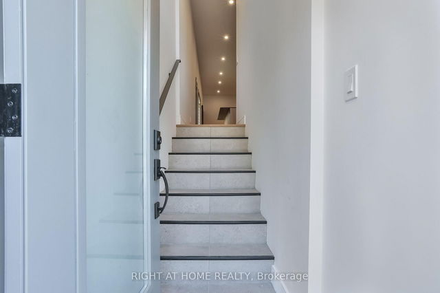 Unit 1 - 1169 Davenport Road