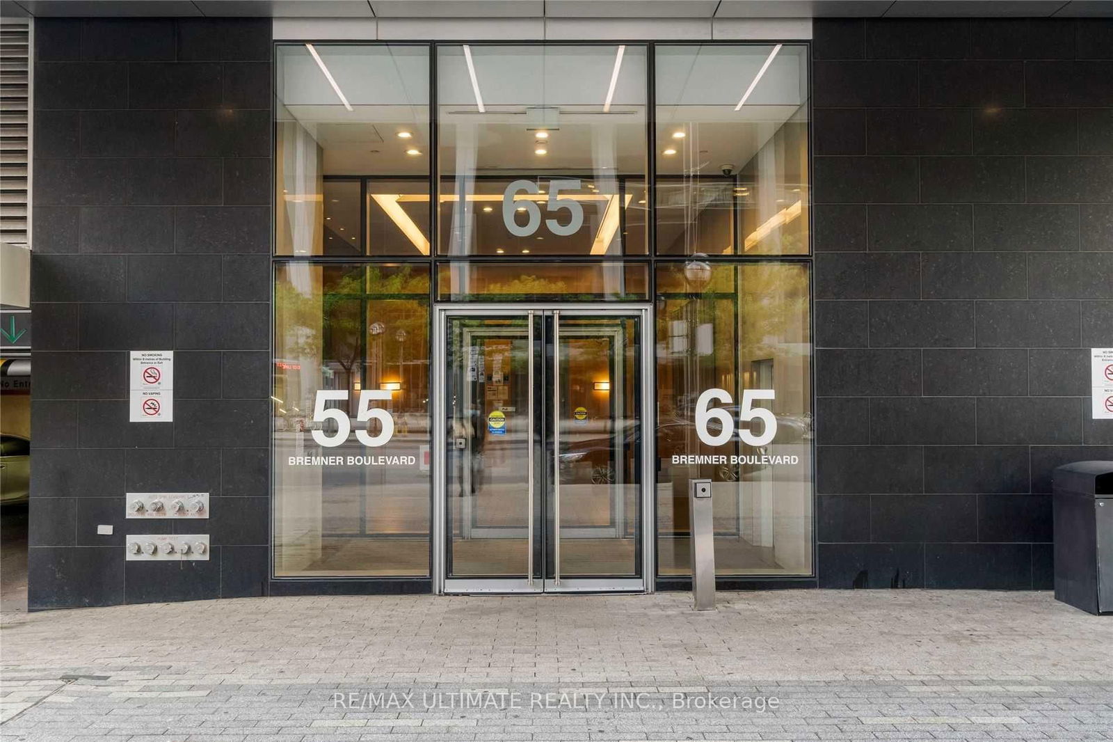 Condo for lease at 1101-65 Bremner Boulevard, Toronto, Waterfront Communities C1, M5J 0A7 - MLS: C12114452
