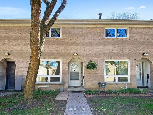 4 - 89 Rameau Drive