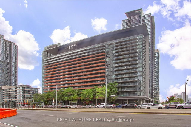 1115 - 4K Spadina Avenue